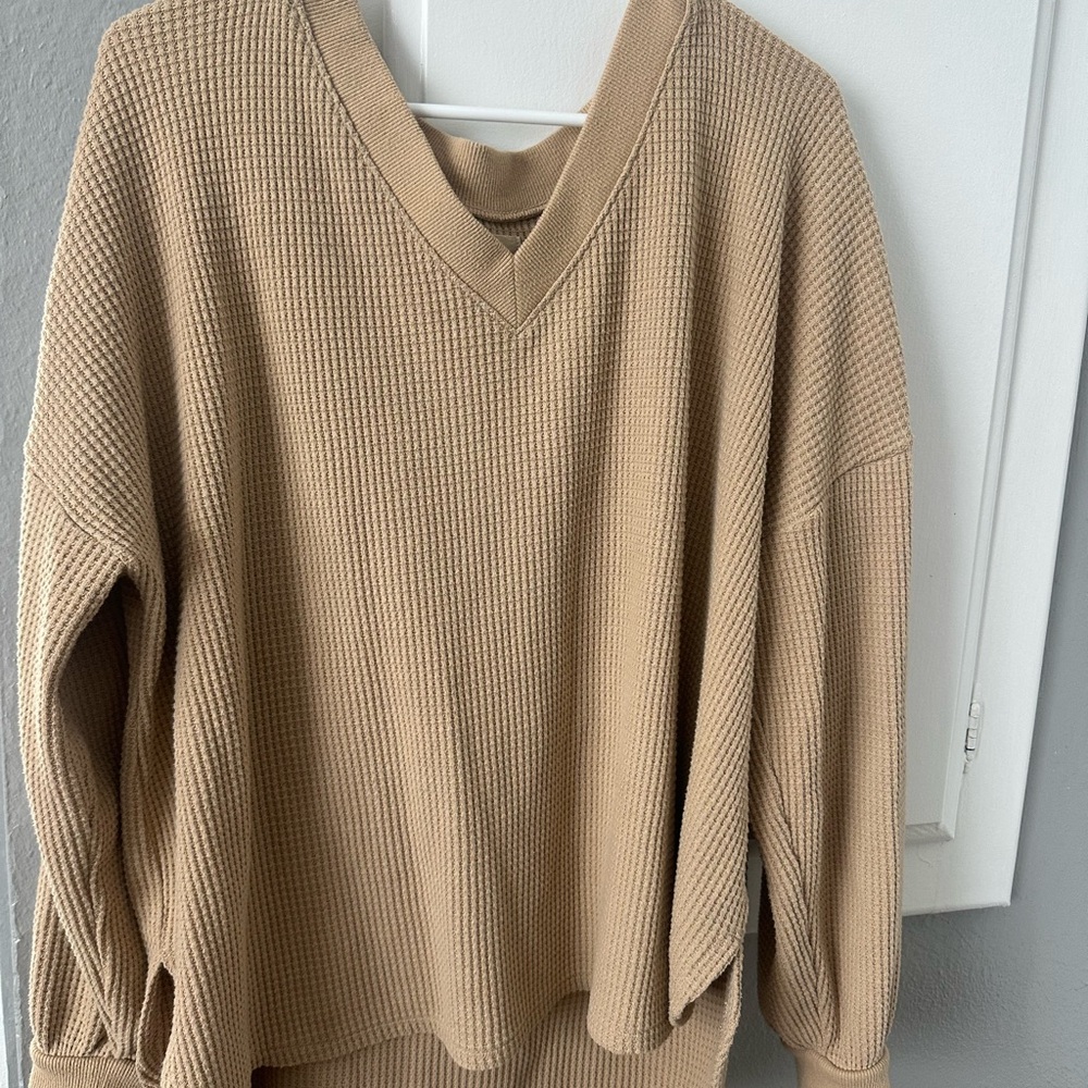 Madewell Tan Waffle Knit V-Neck Sweater